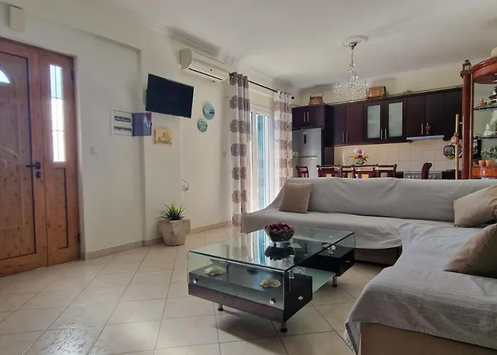 Violeta 卡萨米尔