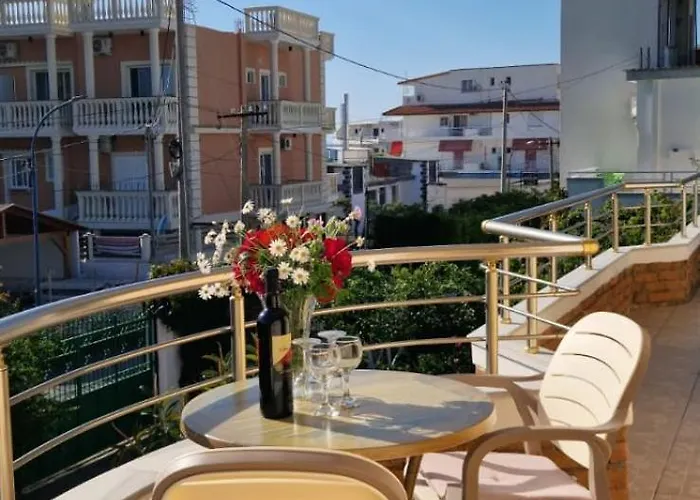 Violeta 卡萨米尔